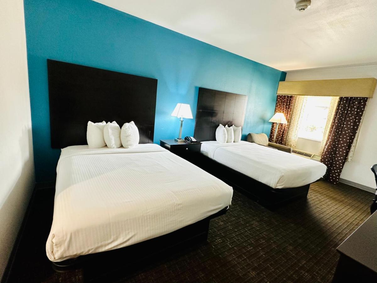 Lonestar Inn El Campo Екстериор снимка