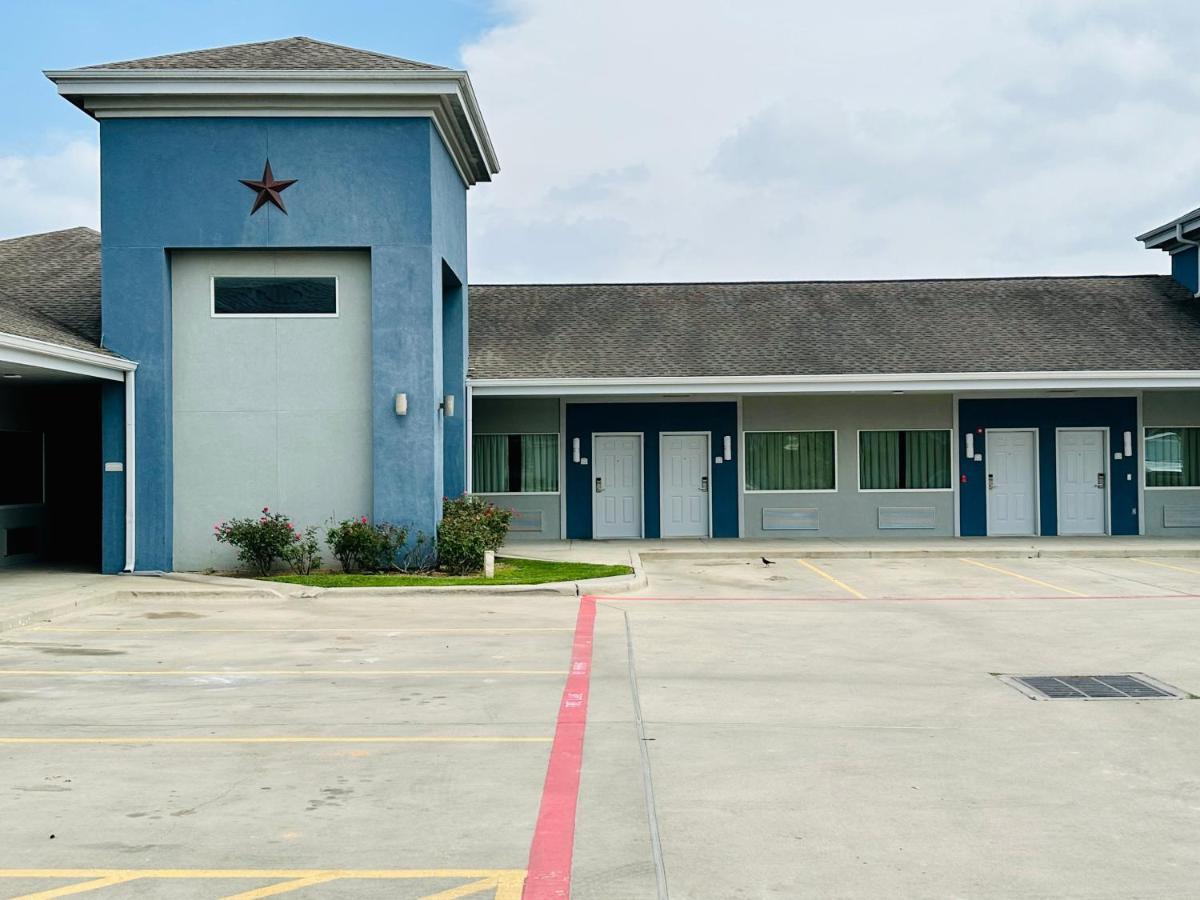 Lonestar Inn El Campo Екстериор снимка