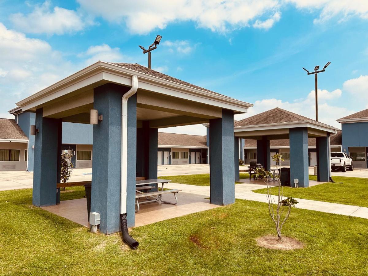 Lonestar Inn El Campo Екстериор снимка
